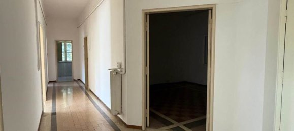 5 rooms Apartment in Foligno, Italy No. 306854 3
