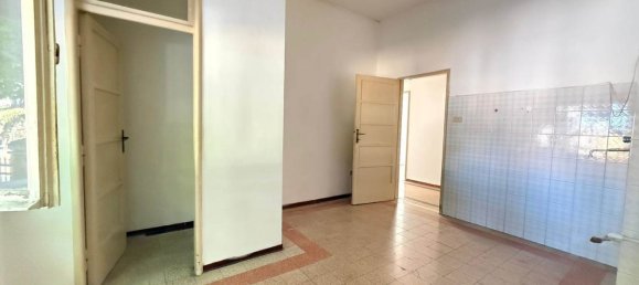 5 rooms Apartment in Foligno, Italy No. 306854 7