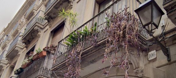 Apartamento de 2 dormitorios en Ciudad Vieja, Spain No. 73197 2