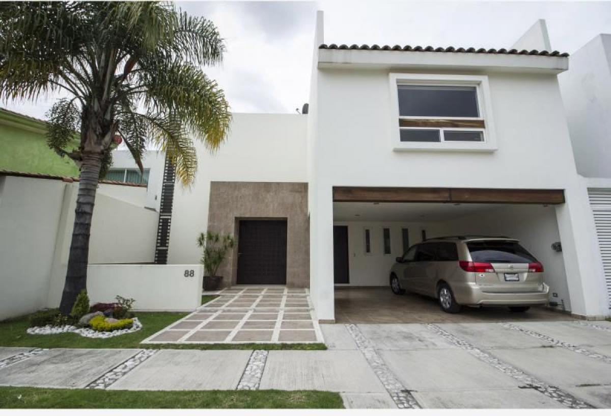 3 bedrooms House in Puebla, Mexico No. 172713
