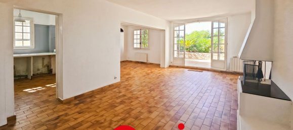 Квартира с 3 комнатами в Сен-Сир-сюр-Мер, Франция № 337613 4