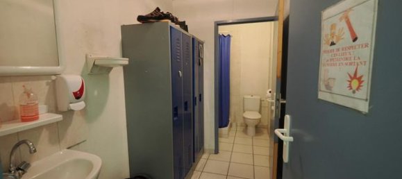 1000m² Commercial property in Digne-les-Bains, France No. 307463 2