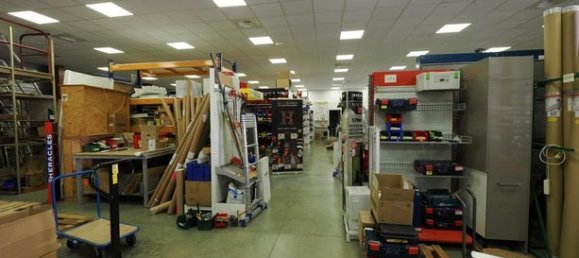 1000m² Commercial property in Digne-les-Bains, France No. 307463 16