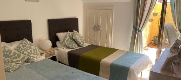 2 bedrooms Penthouse in La Duquesa, Spain No. 154235 10