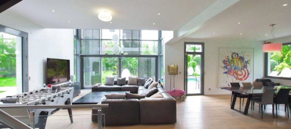 4 Schlafzimmer Villa in Rueil-Malmaison, France, Nr. 176185 3