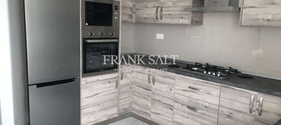 3 bedrooms Penthouse in Birkirkara, Malta No. 258 2