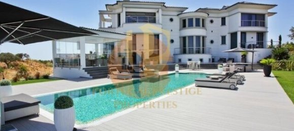 Земельный участок в Вила Нова де Касела, Португалия № 110563 2