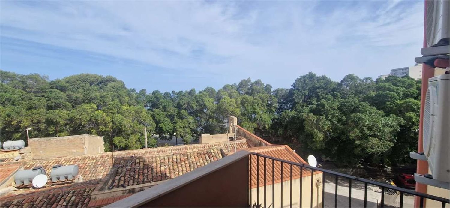 3 rooms Apartment in Termini Imerese, Italy No. 137965