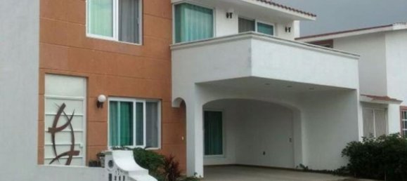 3 bedrooms House in Queretaro, Mexico No. 161606 2