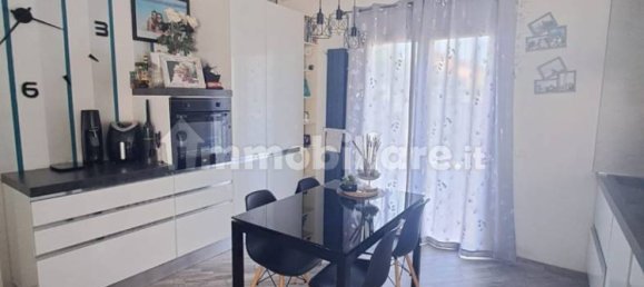 2 Schlafzimmer Villa in Villanova d'Albenga, Italy, Nr. 108193 9