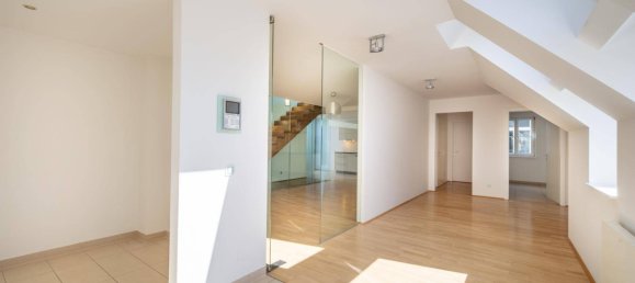 3 bedrooms Duplex in Wieden, Austria No. 255794 2