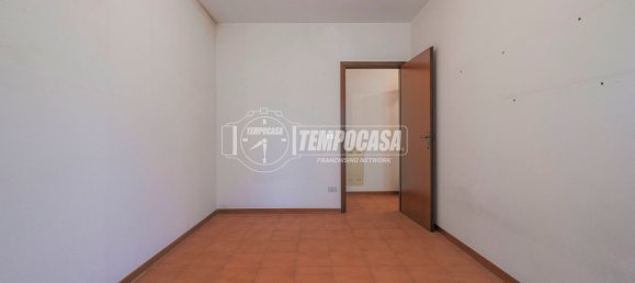 4 bedrooms Apartment in Imola, Italy No. 330616 16