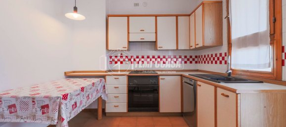 4 bedrooms Apartment in Imola, Italy No. 330616 11