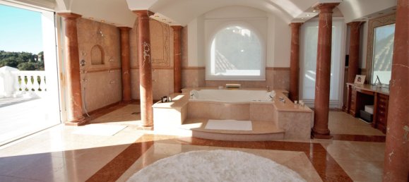 6 Schlafzimmer Villa in Malaga, Spain, Nr. 139807 13