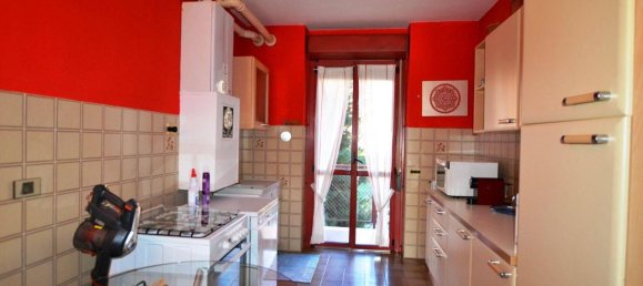 Квартира с 2 комнатами в Биелла, Италия № 38182 8