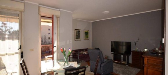 Квартира с 2 комнатами в Биелла, Италия № 38182 5