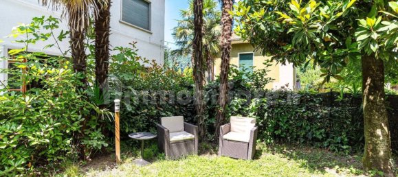 Villa de 2 dormitorios en Como, Italy No. 238778 34