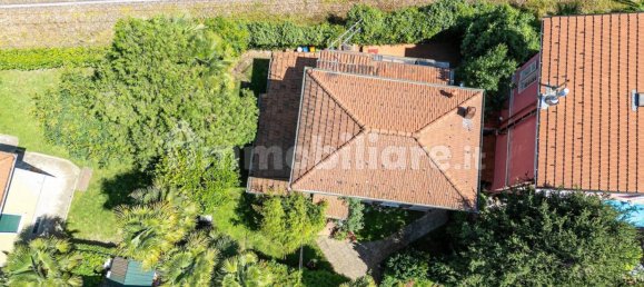 Villa de 2 dormitorios en Como, Italy No. 238778 35