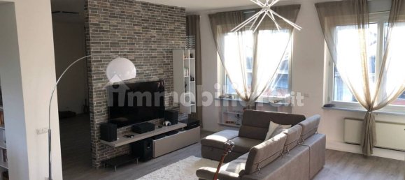 5 rooms Office in Settimo Milanese, Italy No. 254818 2