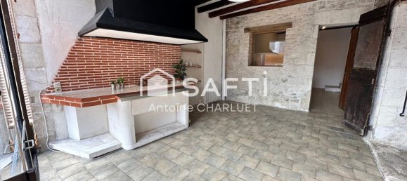 5 bedrooms House in Le Tranger, France No. 61251 3