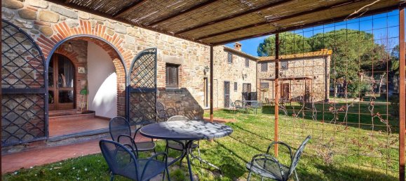 27 rooms House in Tuoro sul Trasimeno, Italy No. 54185 23