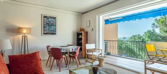 Apartamento de 2 dormitorios en Hyeres, France No. 320847 2