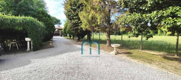 4 غرف نوم فيلا في Spinea, Italy رقم 82120 9