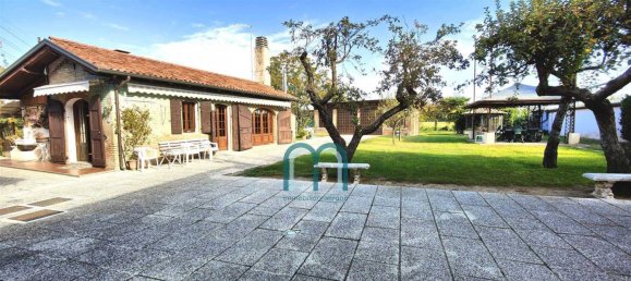 4 غرف نوم فيلا في Spinea, Italy رقم 82120 13