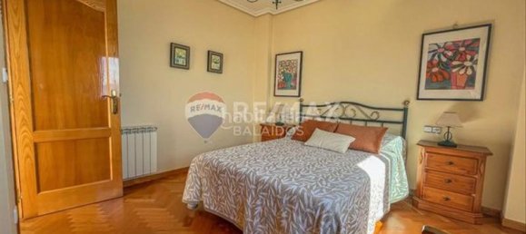 7 bedrooms House in Pontevedra, Spain No. 189740 20