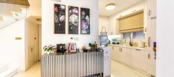 4 bedrooms Commercial property in Parekklisia, Cyprus No. 7401 3