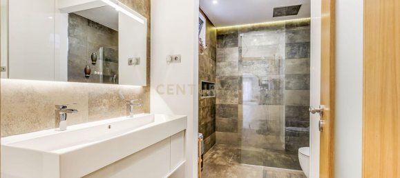 3 Schlafzimmer Haus in Oeiras, Portugal, Nr. 117697 7