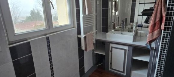 3 bedrooms House in La Roche-sur-Yon, France No. 95951 4