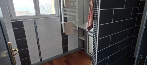 3 bedrooms House in La Roche-sur-Yon, France No. 95951 5