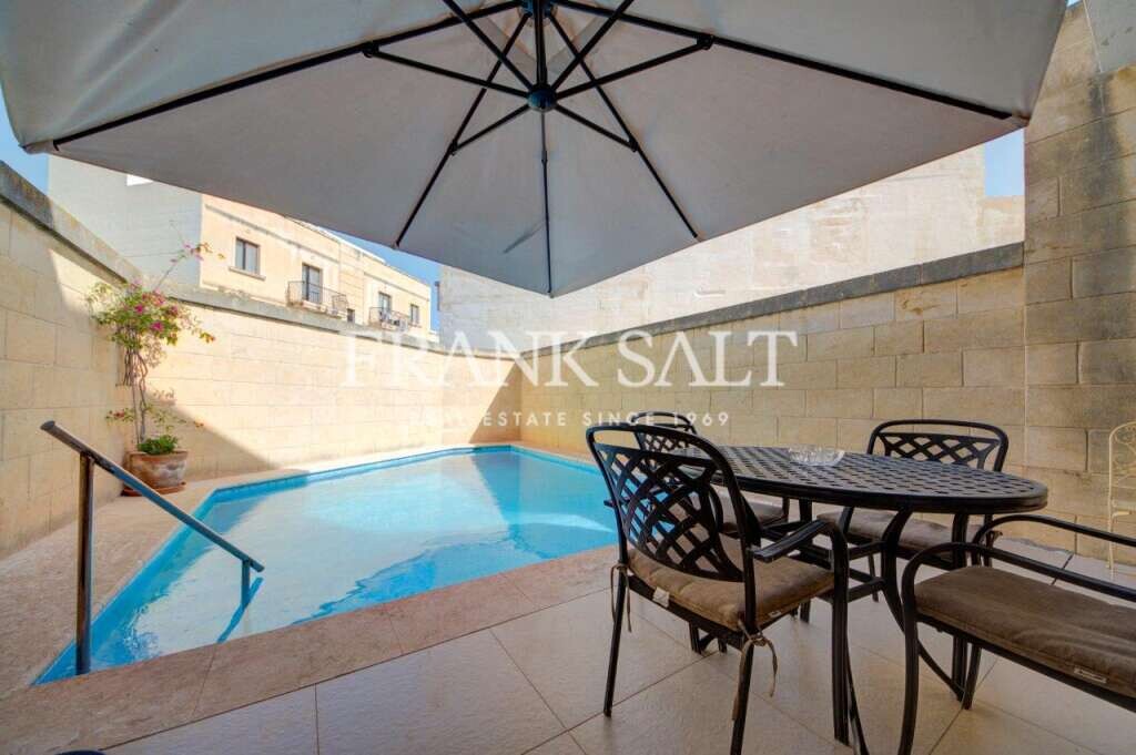 Casa de 4 dormitorios en Ghajnsielem, Malta No. 866