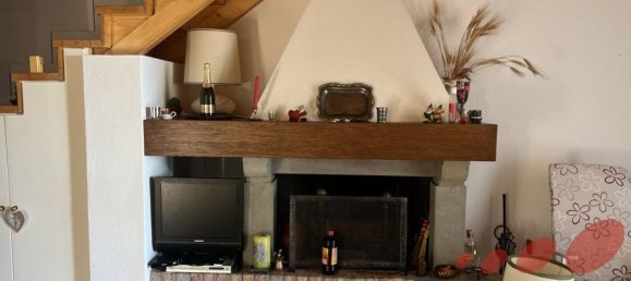 4 rooms Apartment in Lizzano in Belvedere, Italy No. 262102 10