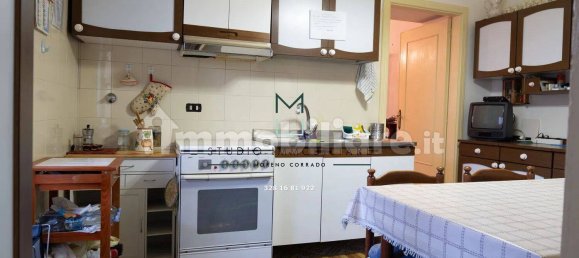 6 bedrooms House in Montemiletto, Italy No. 83215 12