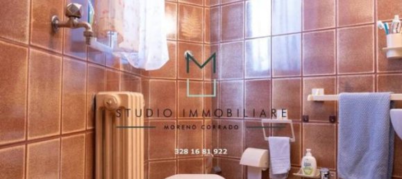 6 bedrooms House in Montemiletto, Italy No. 83215 40