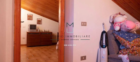 6 bedrooms House in Montemiletto, Italy No. 83215 42