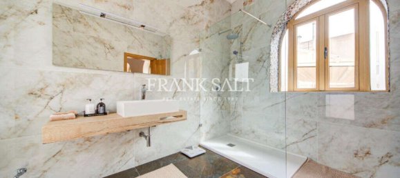 Таунхаус с 4 спальнями в Лия, Мальта № 277 36