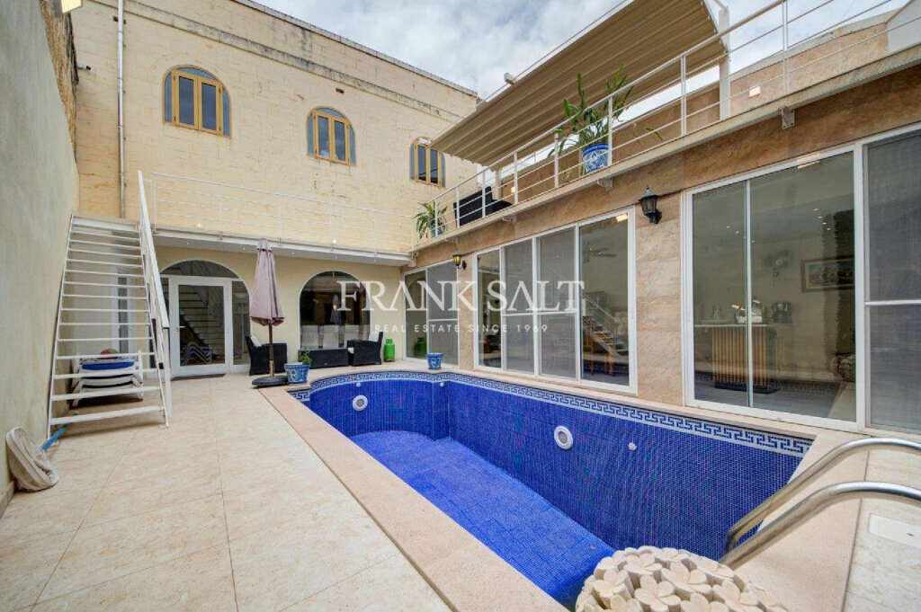 Таунхаус с 4 спальнями в Лия, Мальта № 277