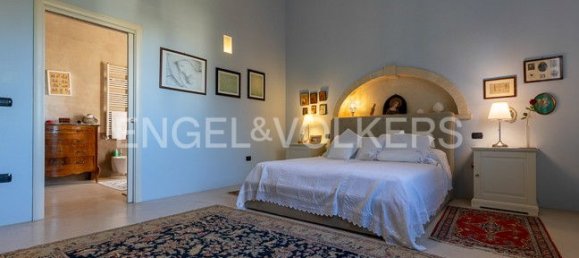 6 bedrooms House in Torchiarolo, Italy No. 61293 5