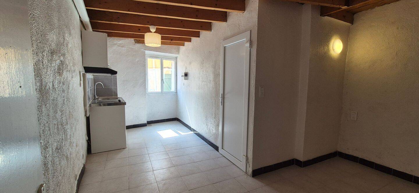 Studio in Gardanne, France No. 331490