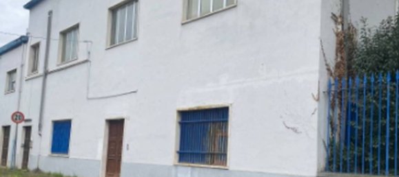 432m² Warehouse in Narni, Italy No. 380927 2