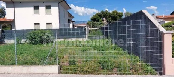 4 Schlafzimmer Haus in Pordenone, Italy, Nr. 348858 10