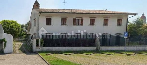 4 Schlafzimmer Haus in Pordenone, Italy, Nr. 348858 2