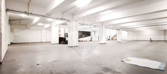 1265m² Warehouse in Loures, Portugal No. 85570 10