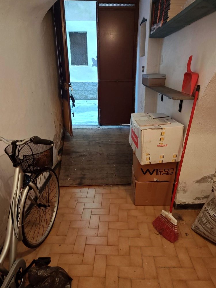 Gewerbliche Immobilie in Sanremo, Italy 11m², Nr. 355874