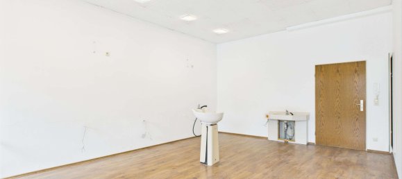 79m² Office in Weilheim-Schongau, Germany No. 233224 3