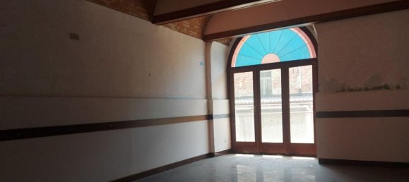 100m² Commercial property in Chivasso, Italy No. 381701 4