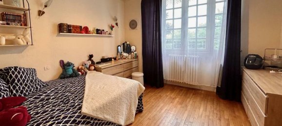 Casa de 5 dormitorios en Gourdon, France No. 292367 11